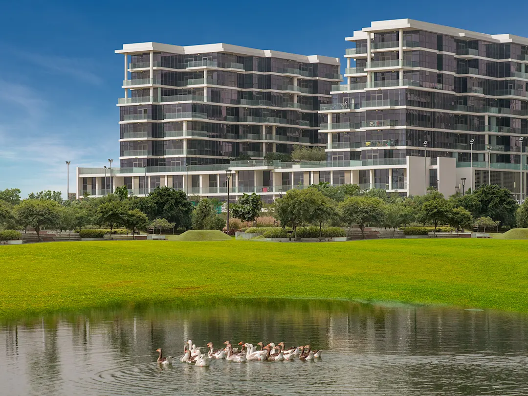 Calm Ready Living in an Established Golf Community